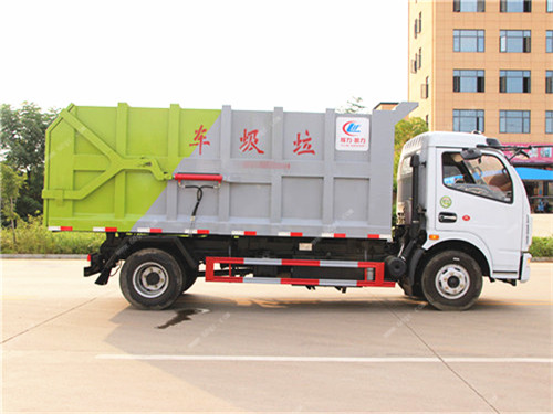 國(guó)五東風(fēng)凱普特掛桶對(duì)接式垃圾車(chē)