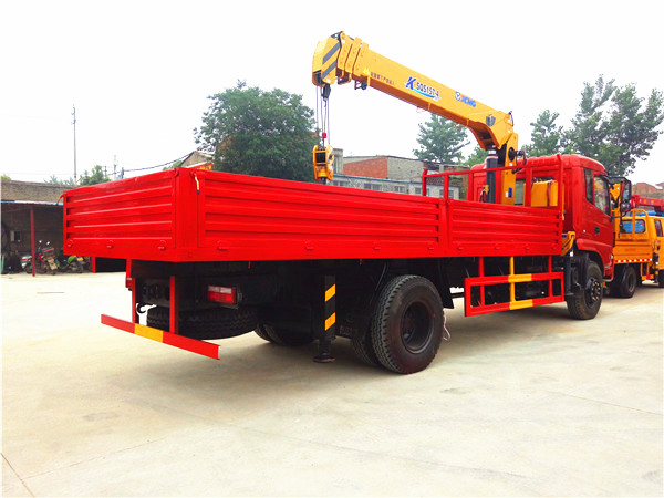 國五東風(fēng)徐工6.3噸隨車吊