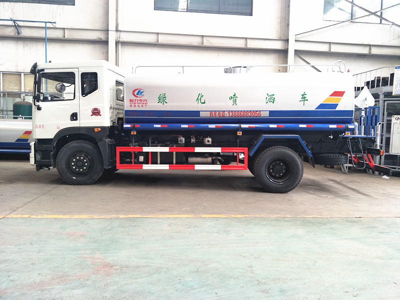 東風T5新款灑水車