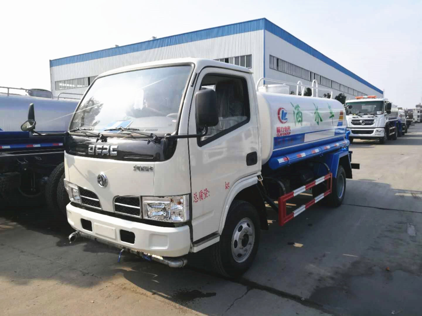 東風小區5噸綠化噴灑車