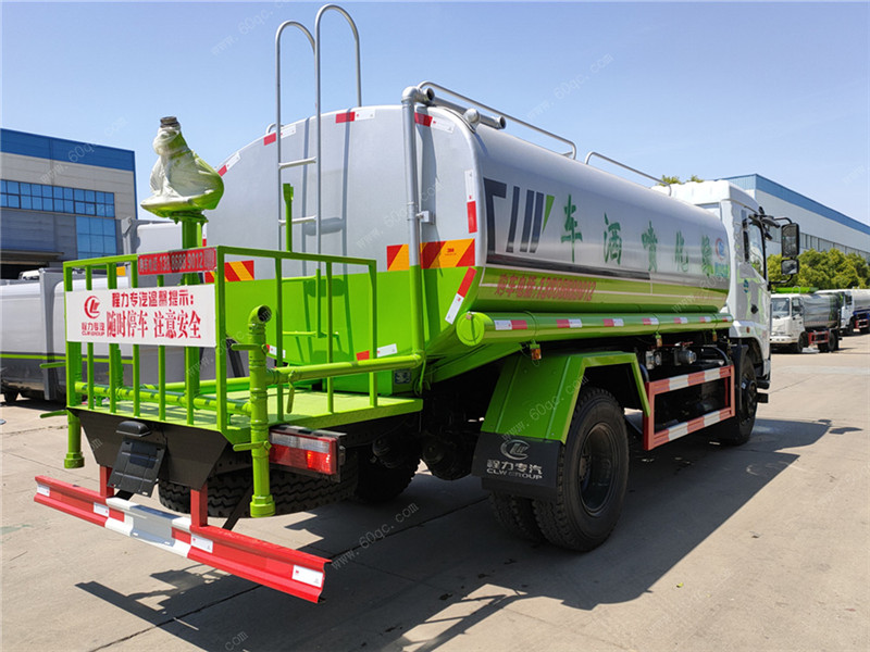 國(guó)六東風(fēng)專用底盤(pán)D3S灑水車(chē)