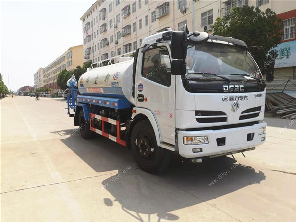 東風(fēng)福瑞卡抑塵車