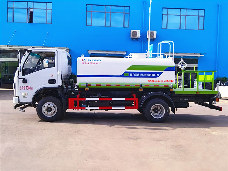 東風(fēng)華神V3灑水車