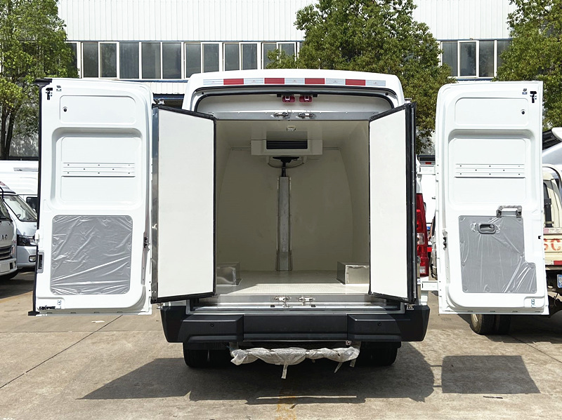 依維柯長(zhǎng)軸短軸冷藏車